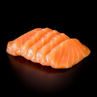 21 Sashimi de Salmón (8 uds)