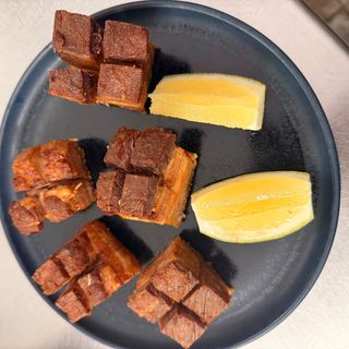 Ración de Chicharrón