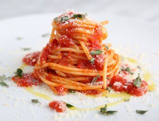 Spaghetti Al Pomodoro Fresco