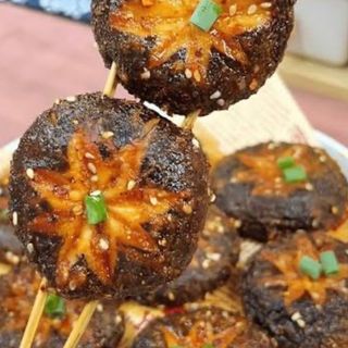Pinchos seta China 香菇串