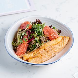 ორაგულის სალათი