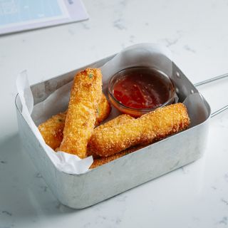 შემწვარი სულგუნის ჩხირები