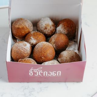 პონჩიკების ყუთი ნუტელას შიგთავსით20₾