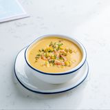 სიმინდის და კრევეტების წვნიანი