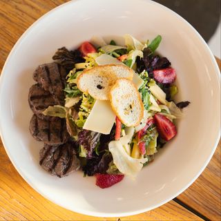 სტეიკის სალათი