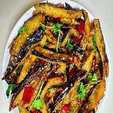 D11. ბადრიჯანი ღორის ხორცით კარამელში