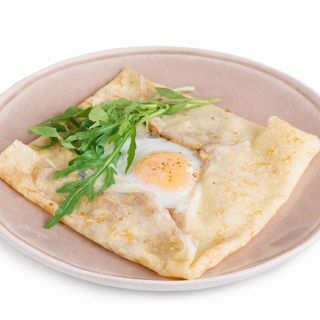 სოკოთი, კვერცხით, მოცარელათი