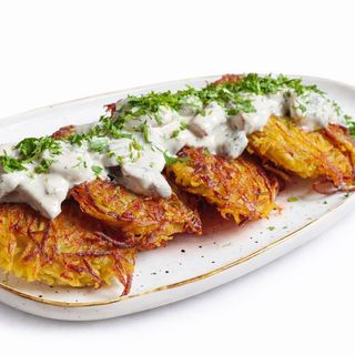 დრანიკები სოკოს სოუსით