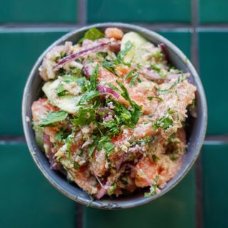 Cucumber and Tomato Salad with walnut