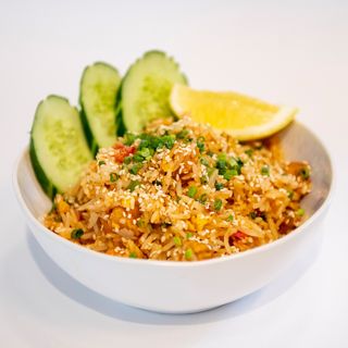 Sriracha Fried Rice Chicken