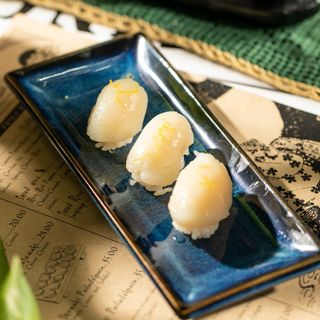 Scallop Nigiri