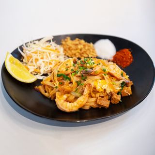 Pad Thai Noodles Shrimp
