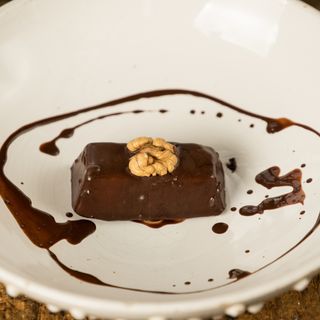 Pelamushi with Chocolate Glaze