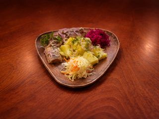 ქაშაყი მოხარშული კარტოფილით