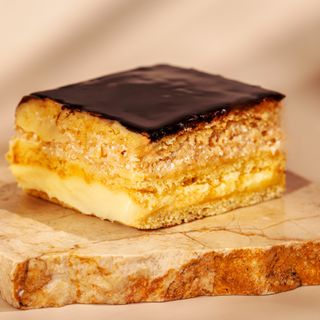 ვაშლის და ხაჭოს ნამცხვარი 