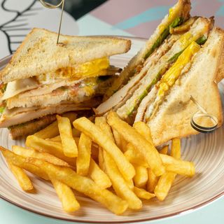 ქლაბ სენდვიჩი