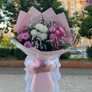 სპრეი ვარდების თაიგული №4