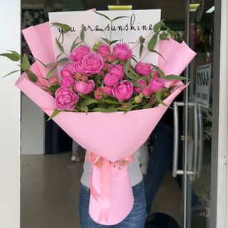 სპრეი ვარდების თაიგული №3