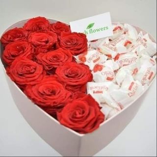 ვარდები და რაფაელო