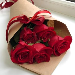 ვარდების თაიგული