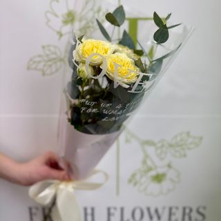 სპრეი ვარდების თაიგული #1