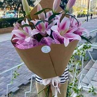 ლილიების თაიგული