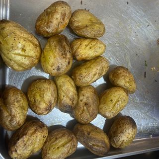 გრილზე შემწვარი კარტოფილი 