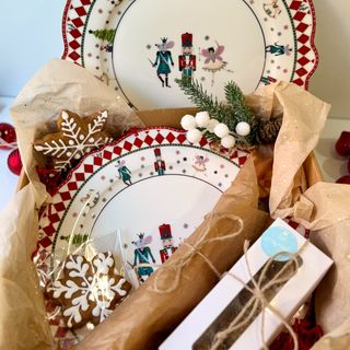 # 15 საახალწლო სასაჩუქრე ნაკრები