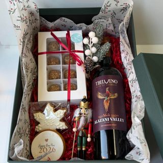 #50 საახალწლო სასაჩუქრე ნაკრები