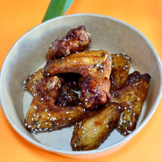 ქათმის ფრთები - ტკბილ/ცხარე 8ც