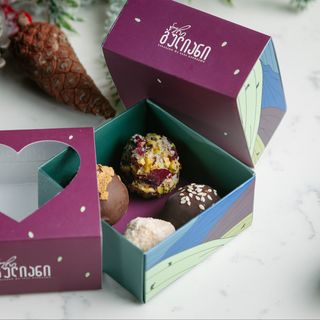 საშობაო ტკბილი ნაკრები