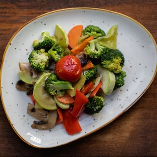 მოთუშული ბოსტნეული