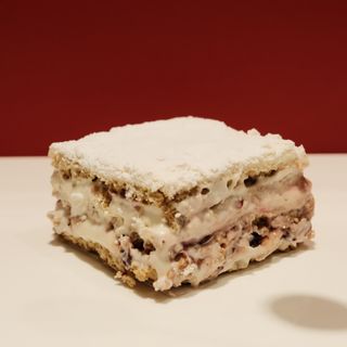 ოპიუმი ალუბლით