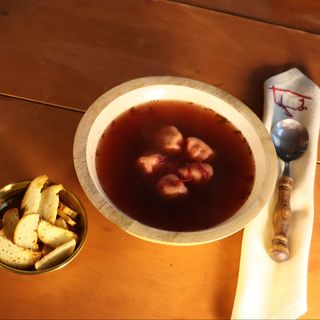 ხინკლის წვნიანი ტყლაპით