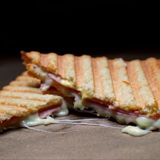 ლორის სენდვიჩი