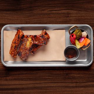 გამომცხვარი ღორის ნეკნები