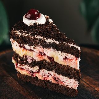 ტორტი შოკოლადი ალუბლით