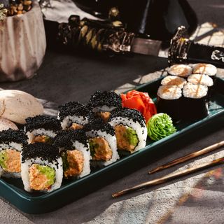 კალიფორნია როლი+სურიმის მაკი