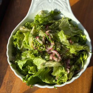 მწვანე სალათი