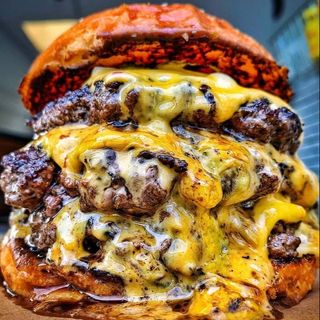 პრემიერ-მინისტრის (სამმაგი) კომბო