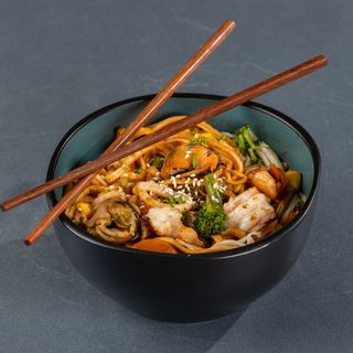 ატრია ბოსტნეულითა და ზღვის პროდუქტებით