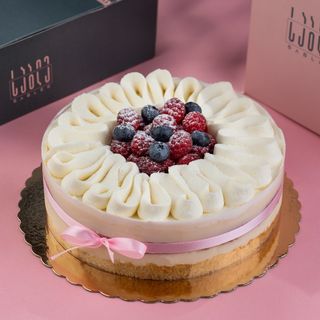 ჟოლოს ტორტი 8-10 ნაჭრიანი