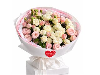 თეთრი და ვარდისფერი სპრეი ვარდები (10)