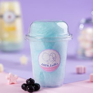 ბამბის ნაყინი ჭიქაში ლურჯი მოცვი