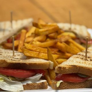 ქლაბ სენდვიჩი