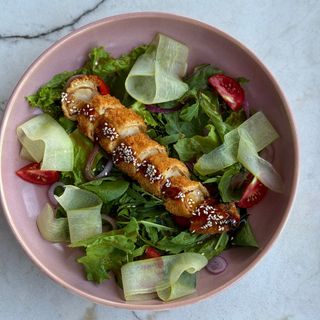 Crispy tilapia salad with teriyaki sauce