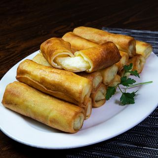 ბლინი სულგუნით (3ც)