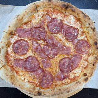 ბეკონისა და სალიამის მიქსი