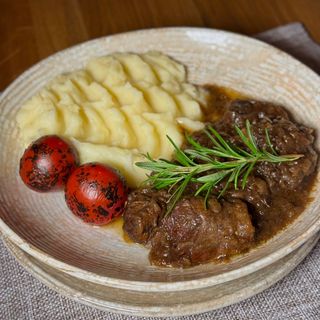 საქონლის არტალა კახური ღვინით (400 გრ.)