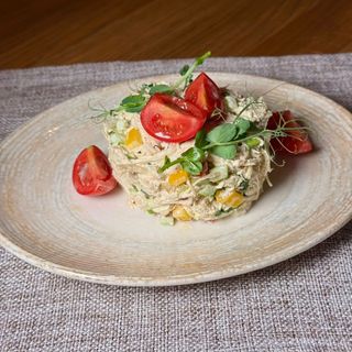 ქათმის სალათი (350 გრ.)